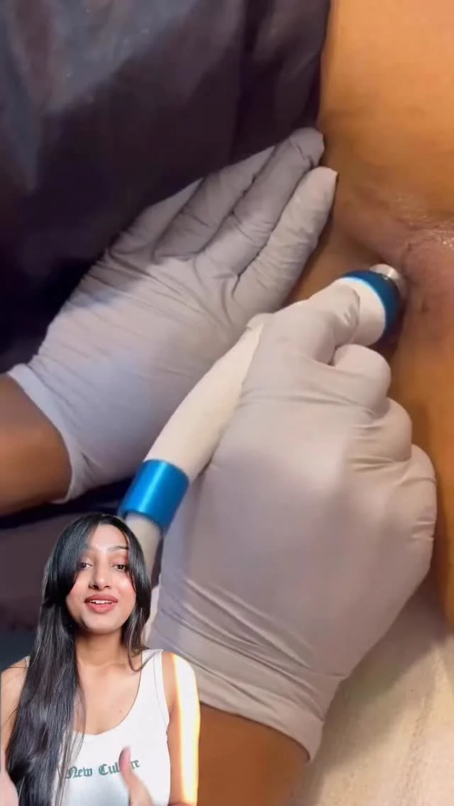 Comment “LINK” and I’ll DM you the direct link to grab this! ✨ Stop using random deos that just mask the smell! I’ve been using the @mywishcare Roll-On Serum to actually treat underarm darkness and odor. Here’s how to u...