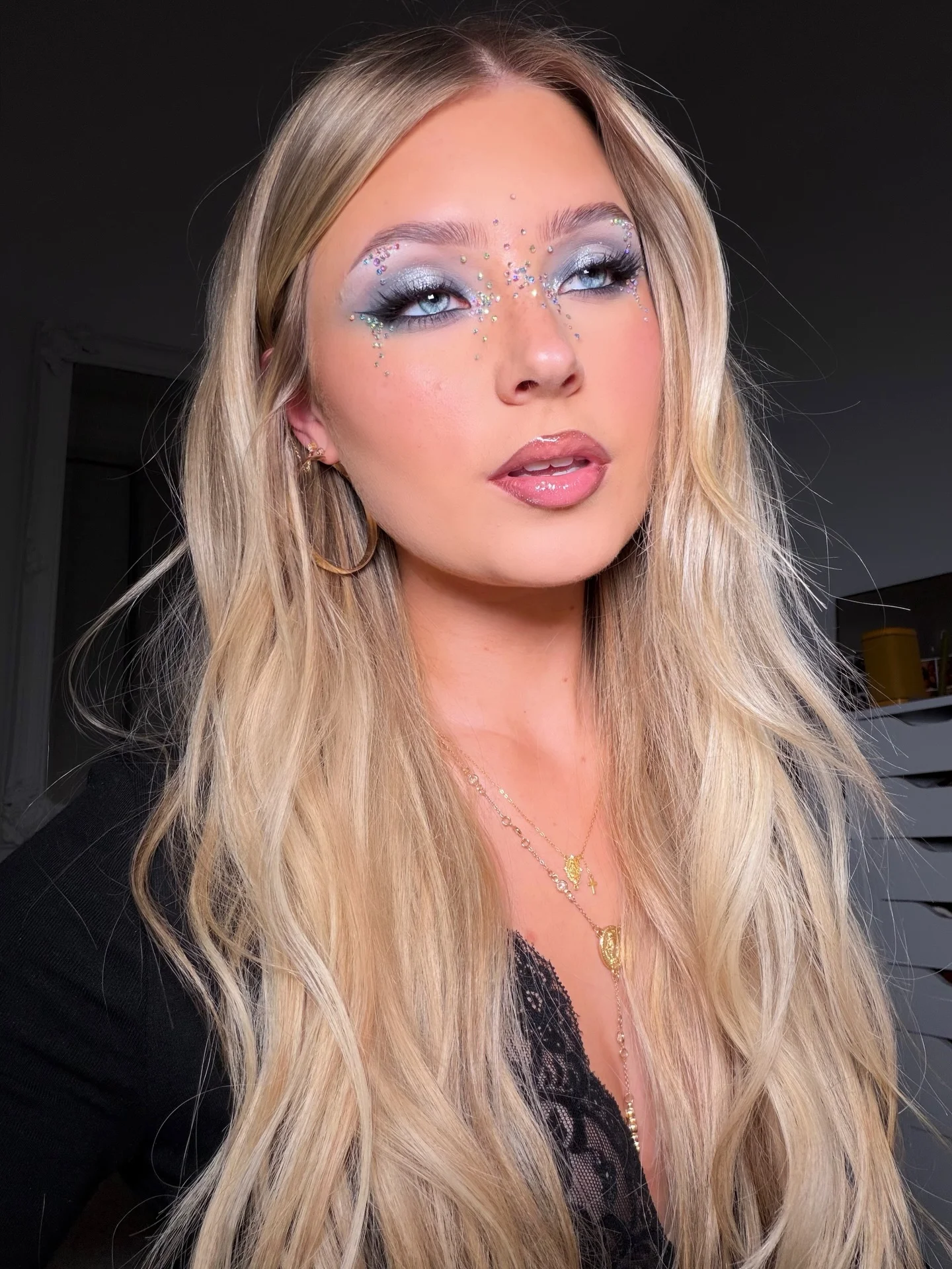 Makeup therapy ✨ Look ib: @_summermartin !!