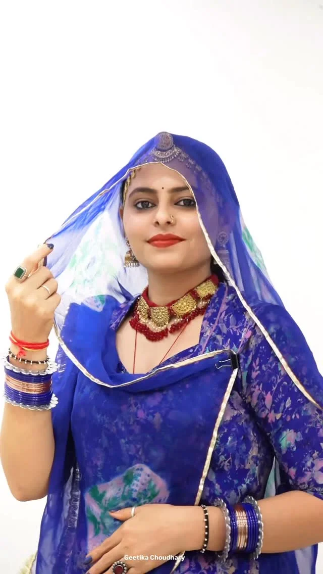 रील को शेयर करो ❤️ Outfit ~ @tater_silk_mills #geetikachoudhary #trending #jodhpur