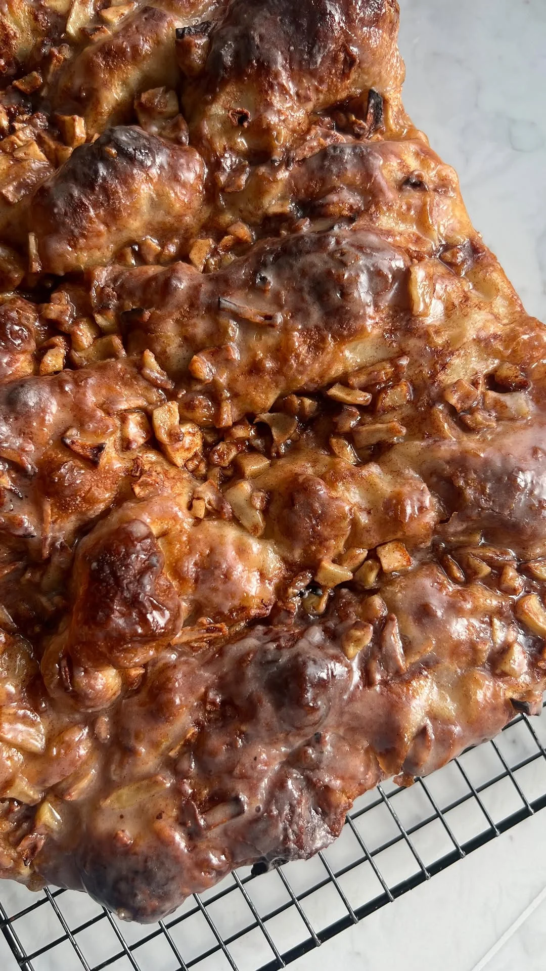 Sorry, not sorry Brown Butter Apple Fritter Focaccia To make it: Prepare a batch of same-day focaccia dough (page 22 in my cookbook, page 34 in my Focaccia Fundamentals Guide or pinned at top of page here). Follow the r...