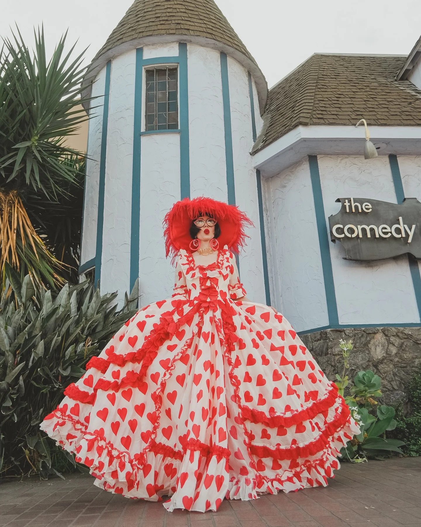 Most amazing dress @selkie … now where do I store it? Pics @jgray.photography