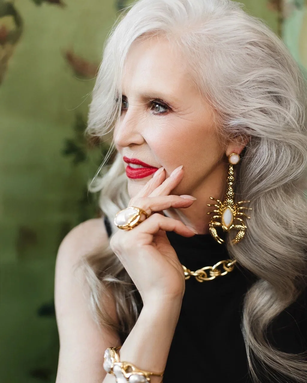 La Pulce - история, рассказанная украшениями Проект La Pulce @la_pulce_store родился спонтанно - как лучшее итальянское кино, и был вдохновлён декретным отпуском. Есть известная шутка, почти стихотворение: «У всех бед о...