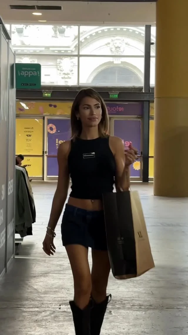 Menos mal que el chat no me cobra la sesión, ni la data increíble que me pasa ‍♀️ @re_outletok