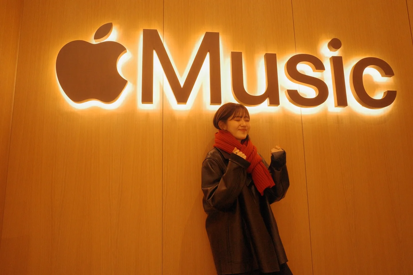 Apple Music「これ聴いてます」 ⁡ 私がいつも変わらず聴いてる曲や大切にしてる曲を 自身の曲、後輩の曲も交えて話しています ⁡ むっちゃ厳選しているので まだまだ紹介したいものたくさんありましたが Apple Musicに自分のプレイリストが載るなんて嬉しいです。 ⁡ 皆様ぜひチェックしてください☺︎ ⁡ @AppleMusicJapan #AppleMusic