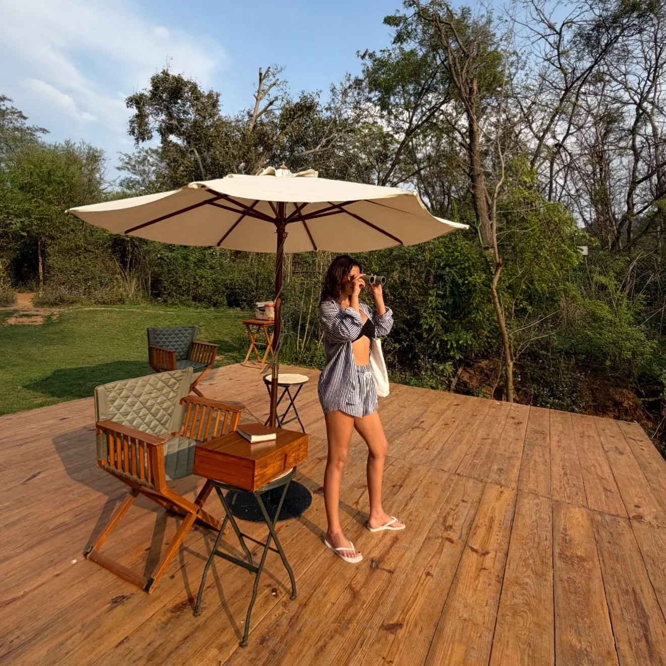 Aman-i-Khás reminded me how luxurious slowness can feel. 🌿🐅
Life moves to the rhythm of the jungle — mornings softened by birdsong, time unfolding in the gentlest way.
Impeccable, effortless hospitality that makes stillness feel deeply intentional. This place is a feeling I will quietly carry home . @aman_i_khas @aman 
#Amanikhas #TheSpiritofAman #AmanResorts #Ranthambore #AmanFoodie