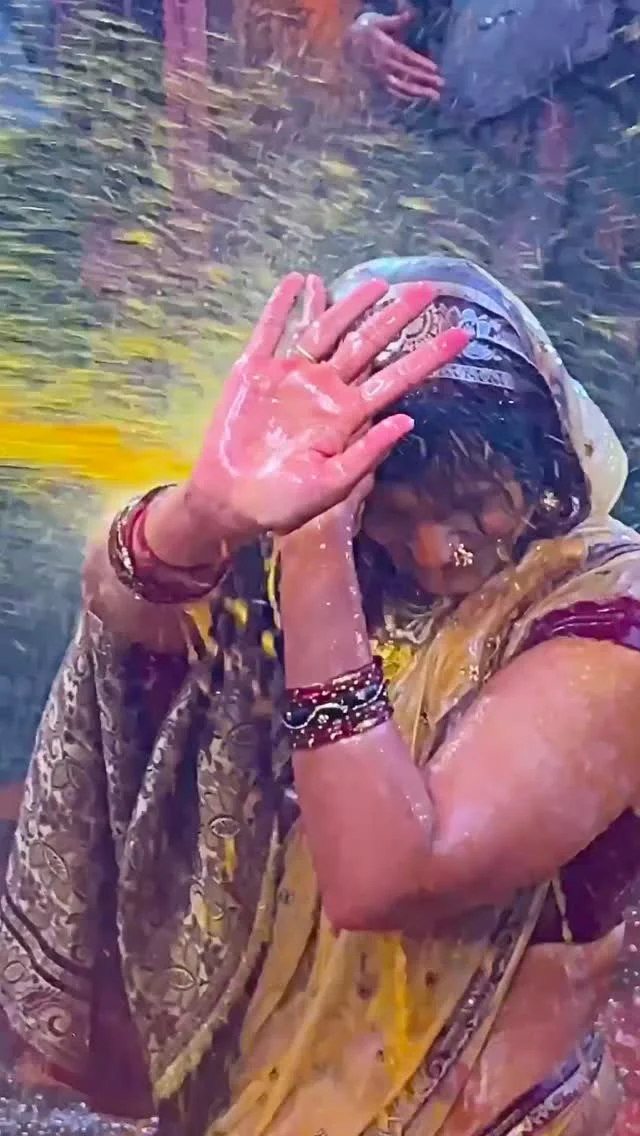 😍कैसा ये देश निगोड़ा जग होरी ब्रज होरा 🩷