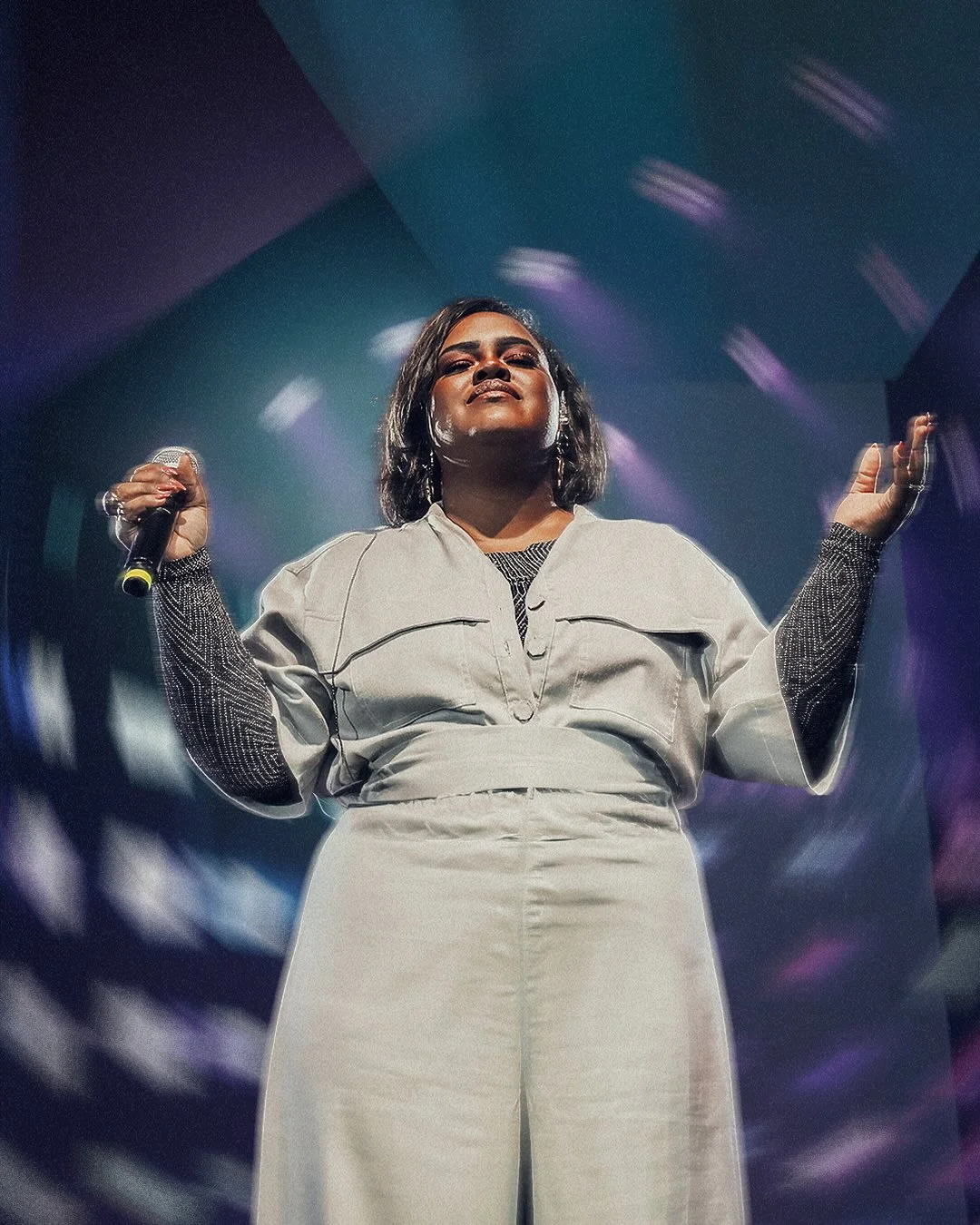 Coleção visual: @ajessicaaugusto Gravação do DVD @johndiasoficial “A Alegria está voltando pra cidade // Conheço um nome.” Fotografia: @omatlima // @omatvisual