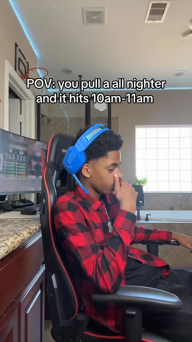 I just start glitching #familyflawsandall #rewindablemoments #tiktok #tiktokchallenge