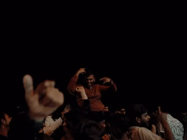 life of the party. my life is also a party. you also come party. #AKASALive where do you wanna see me next? #akasasingh #stage