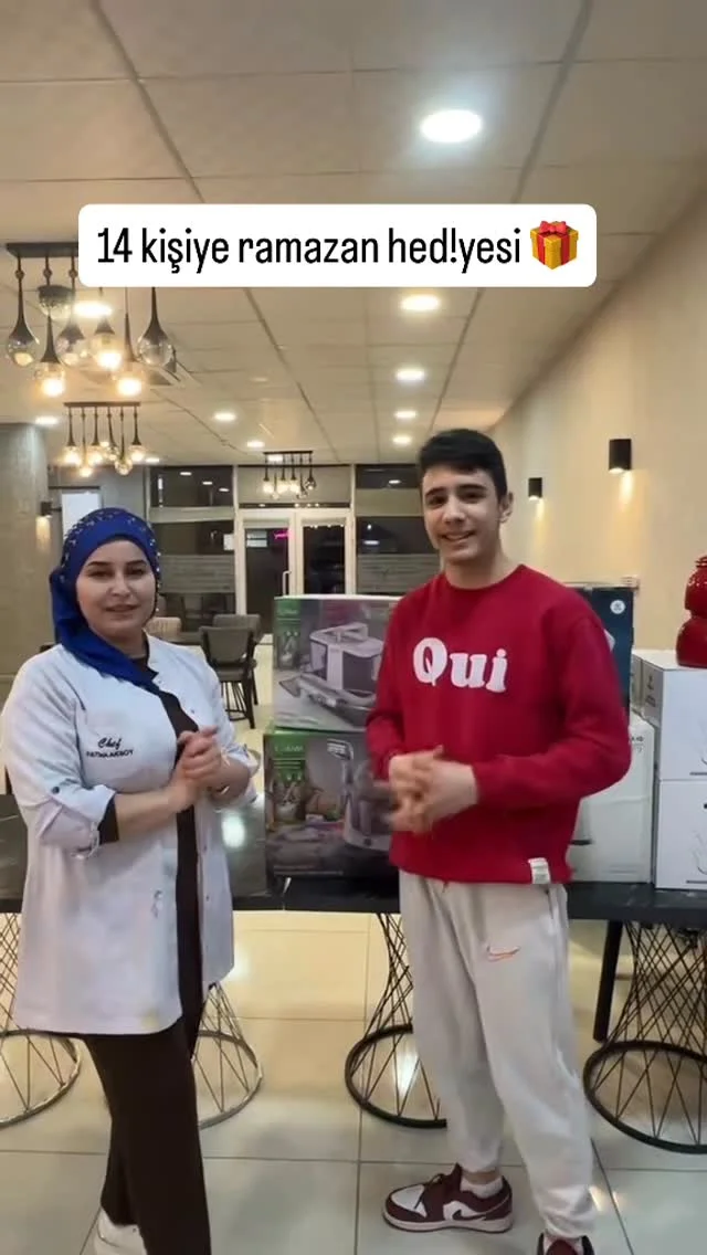 herkese selamlar sevgiler ‍♀️ TOPLAM 14 KİŞİYE H.EDİYEMİZ VAR İLK 2 kİŞİYE HAMUR YOGURMA MAKİNASI 3. VE 4. KİŞİYE KOLTUK HALI YIKAMA MAKİNASI Diğer 10 kişiye emeya çaydanlık hdymiz var yapmanız gerekenler etiket yaptıgı...