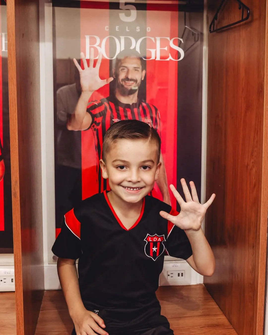 ️ ¡VAMOOOS LEOOONES!