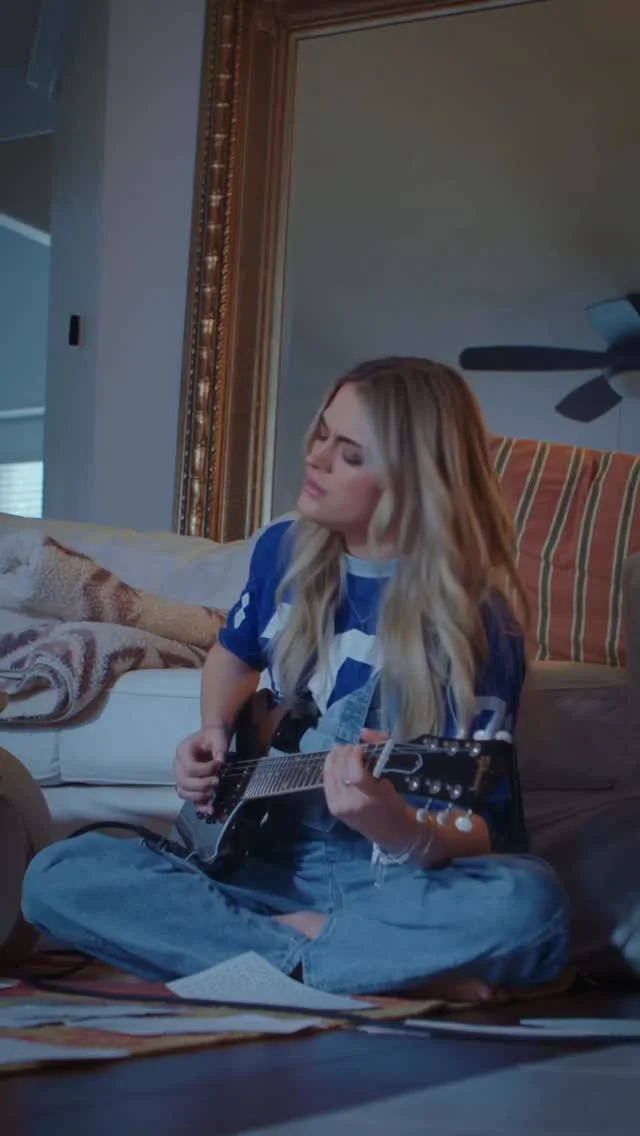 sooo how are we wanting to hear note to self live?? stripped, acoustic, full band