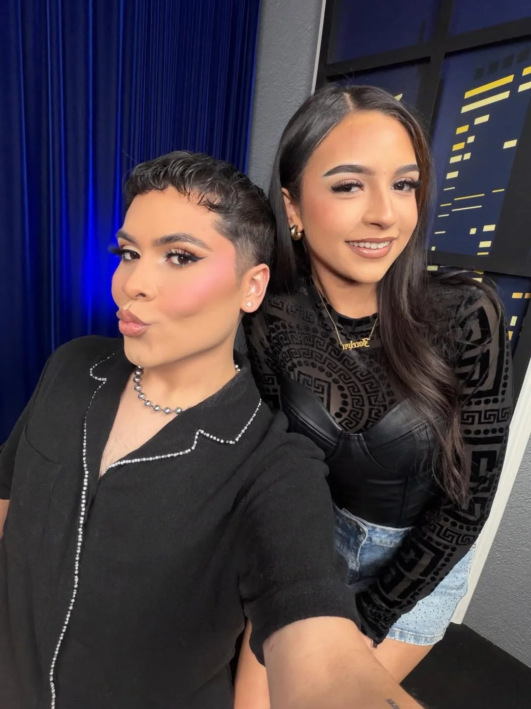 CHOW BABY!! ✨ I sat down w/ @chowbabygirl and talked all things chisme! in tomorrow’s ep. of @nochedependejadas we talked all things from her childhood, working at 14 bullying, breakup drama, CHISME & MORE Don’t miss th...