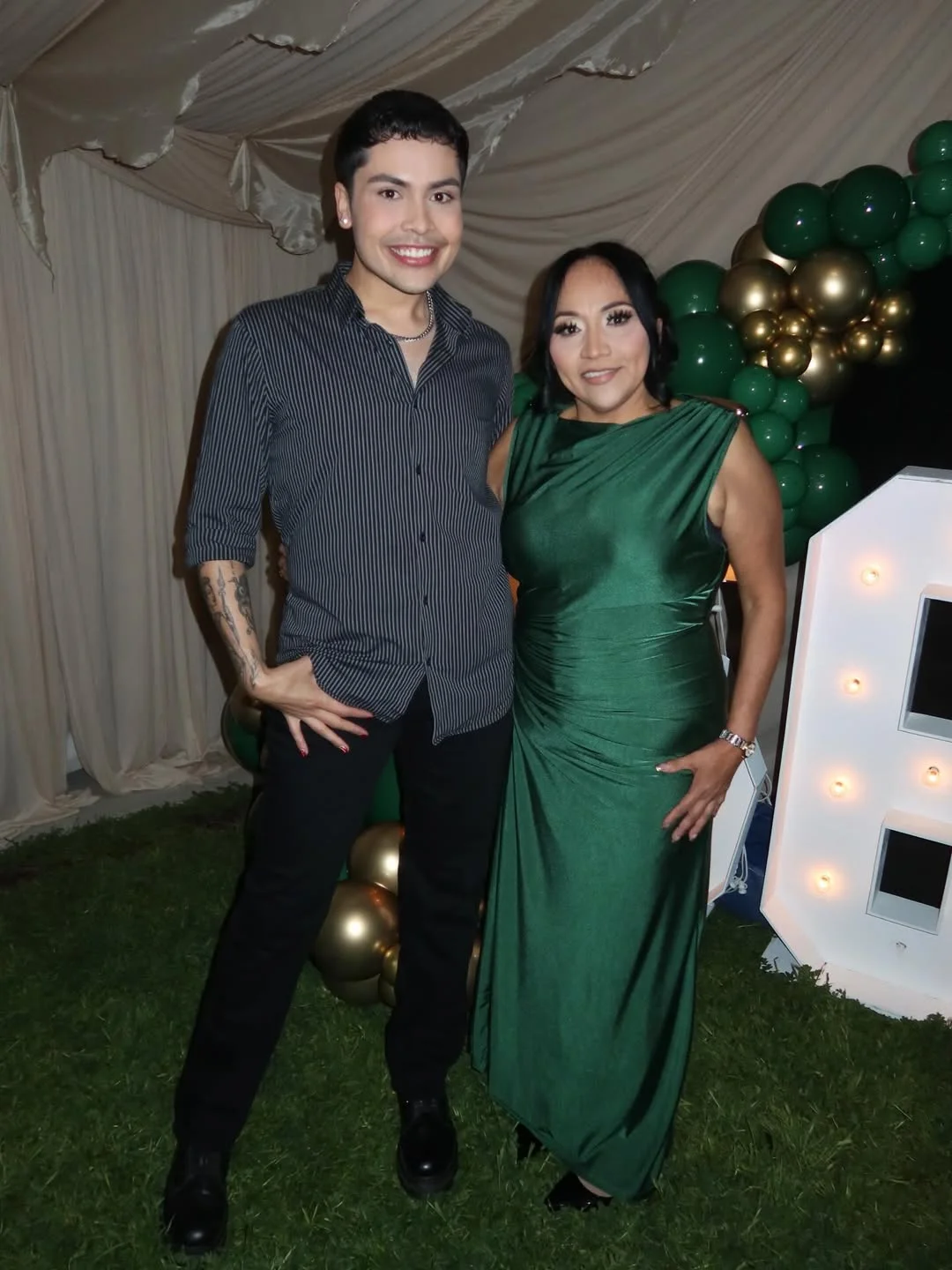 Feliz Cumpleaños Madre Mia Que diosito te siga bendiciendo siempre, orgulloso de ti te amo!