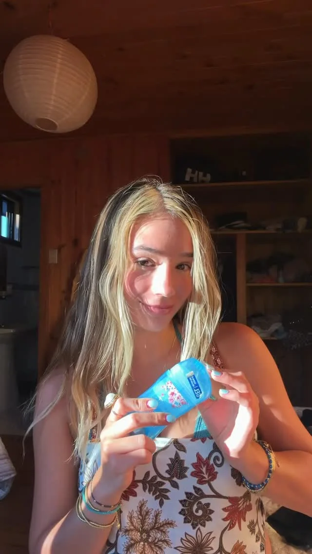 Reveal de mi secreto! A veces hay que saber decir adiós para que llegue algo mejor… Ahora si que me quedo, me quedo con Secret Gel que no me falla nunca!! *Basado en testeos con bacterias: s. epidermidis, s. hominis, c....