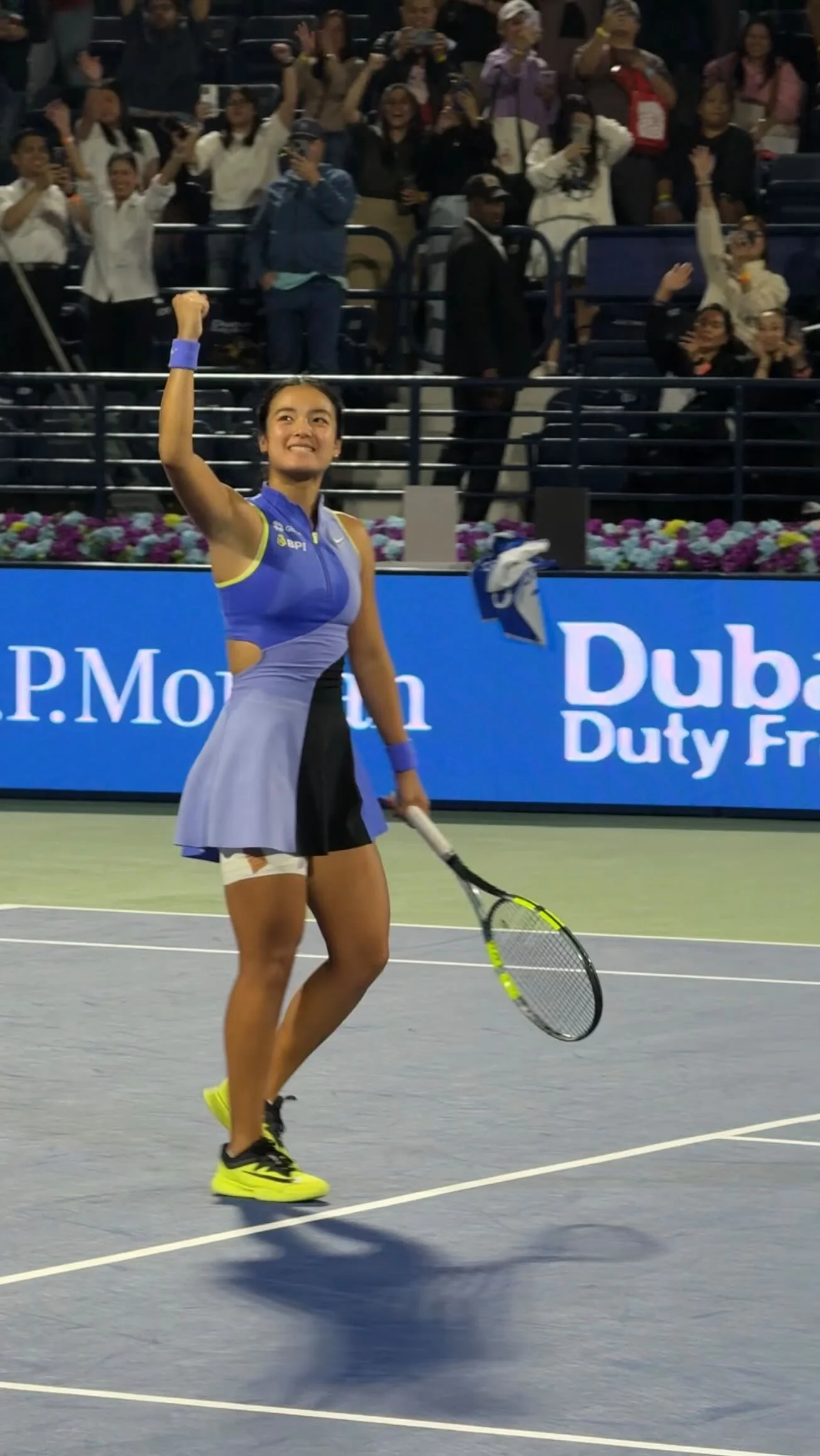 All aboard the Eala express @alex.eala | #DDFTennis