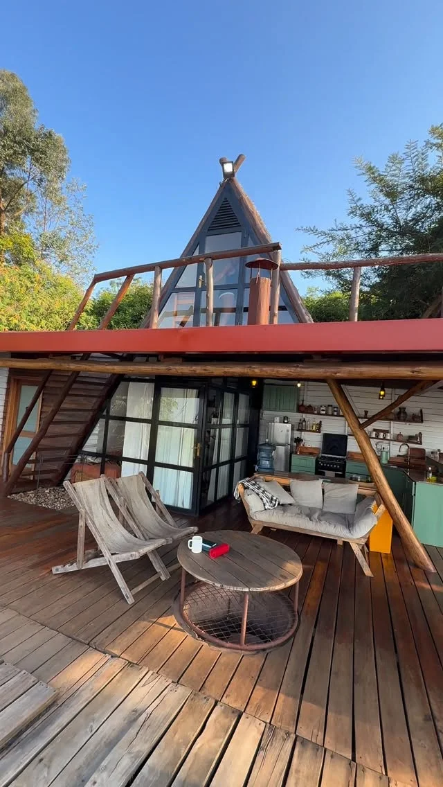 Sometimes, all you need is music from the birds, a calm space, a journal/ coloring book from @youvolving.co to quiet your mind, and yourself to be accepting of the tranquillity and beauty of nature. 

@thecabinatahera this Gem of a space has my heart. 
📍Kigali, Rwanda.