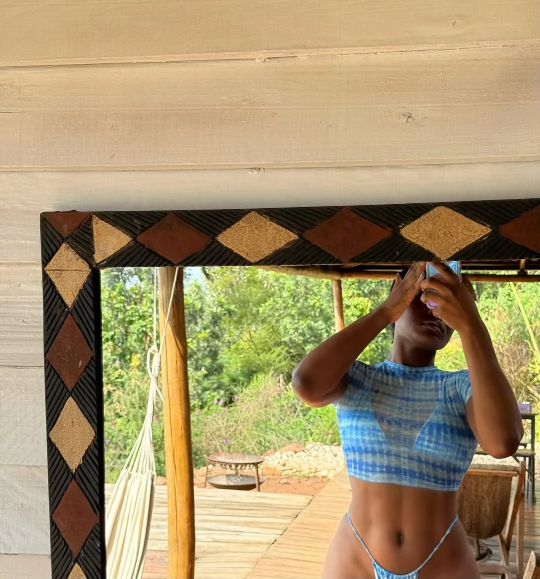 Si umukobwa usanzwe na gato. 💅🏽🦋

Vibe yo ku wa Mbere.