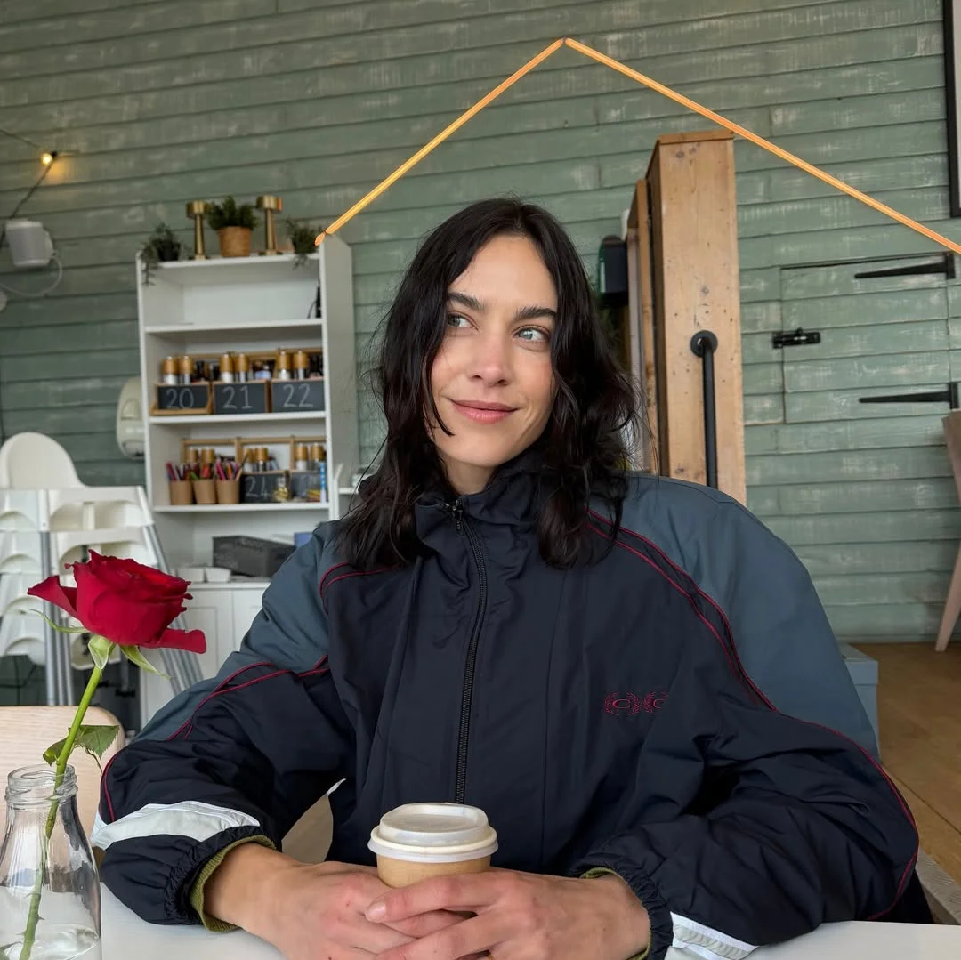 Instagram post by @alexachung (DVBCfm_DdkC).