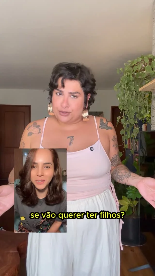 Escolha ou obrigação? 15 anos de casada. Sem filhos. E sem crise. @leilaantunes.s vocês são família sim! O que você acha??