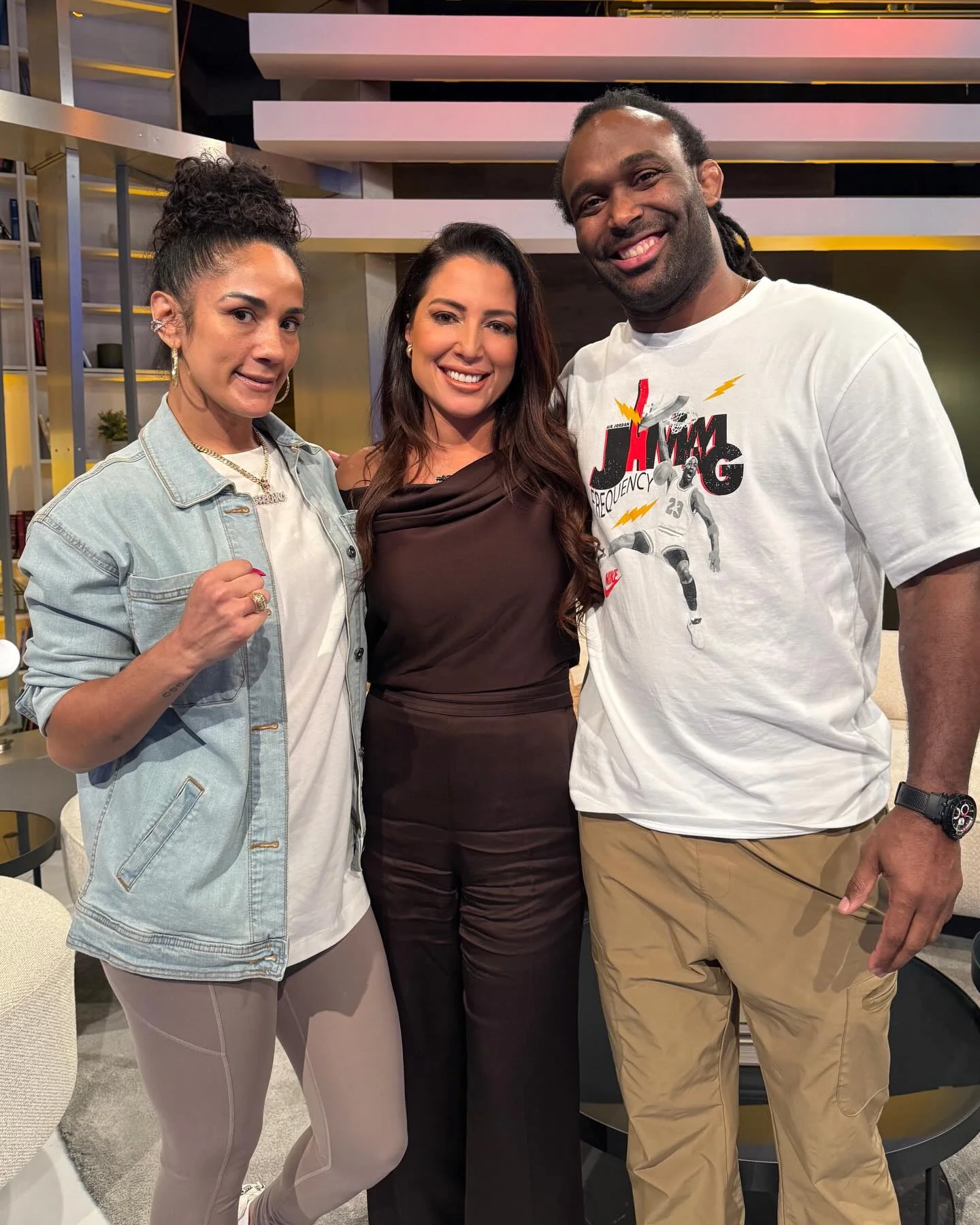 No quería cerrar la semana sin compartirles este momento que viví esta semana. Tenía una entrevista pautada con Amanda Serrano para el lunes. Ese mismo día se me dio la oportunidad de entrevistar a Jaime Espinal pero el...