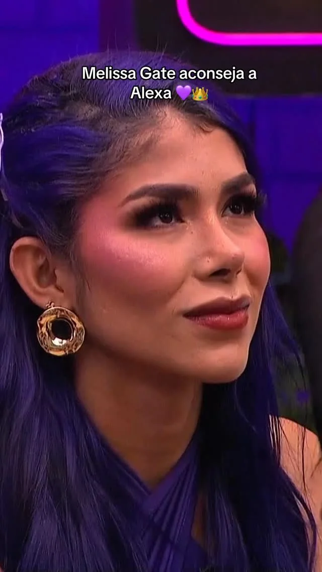 Llegó la reina y habló con su heredera 👑💜