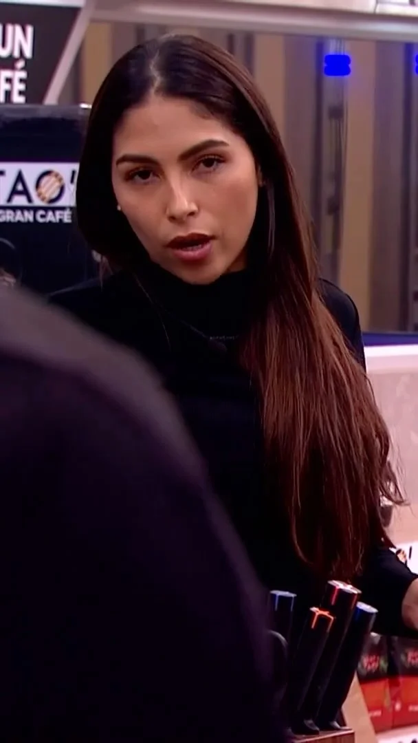 Lorena Altamirano se disculpó con Tormenta ⚡ en La casa de los famosos Colombia, con base en un comentario que hizo hacia Juanse Laverde 🫣 y que habría sido leído como un apoyo para Calma. 🏠 #lacasadelosfamososcol3