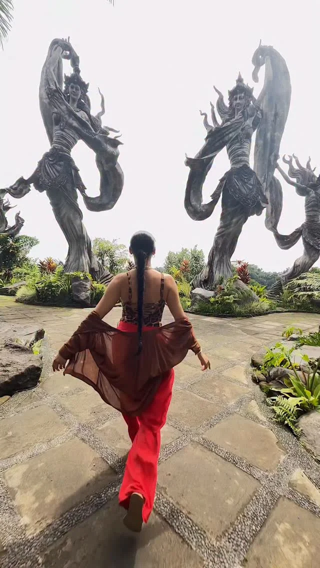 Dance is a religion ️ Bali, Taman Dedari