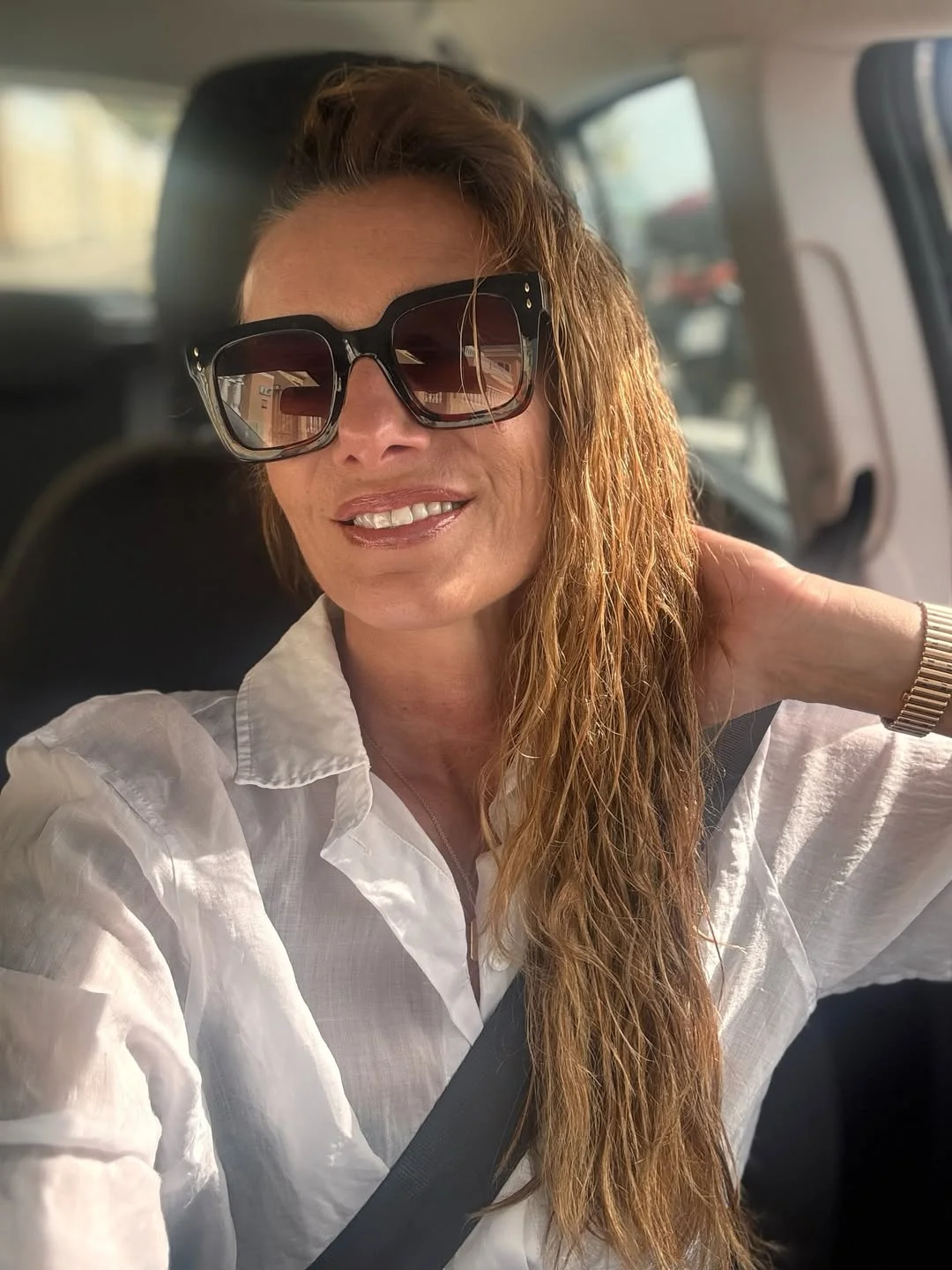 Ano, takhle se tvářím, když předstírám klid a pohodu, i když se nám hroutí baráka musíme se vystěhovat. Každý den řešíme něco jiného. #home #house #myhome #domov #family