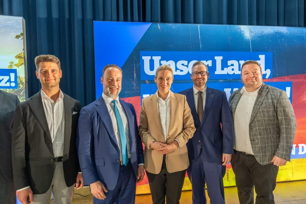 Das Pfalztreffen in Rockenhausen war ein voller Erfolg! Die Halle war bis auf den letzten Platz gefüllt – rund tausend Menschen sind zusammengekommen, um ein deutliches Zeichen zu setzen. Das große Interesse und die sta...