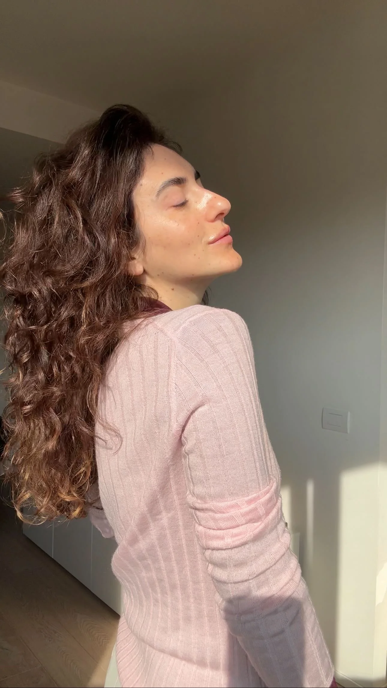 Se è questo l’effetto glow che vuoi sulla tua pelle allora il The Glass Skin Set è quello che fa per te #adv @yepoda.it #yepoda #kbeauty #skincareroutine #koreanskincare