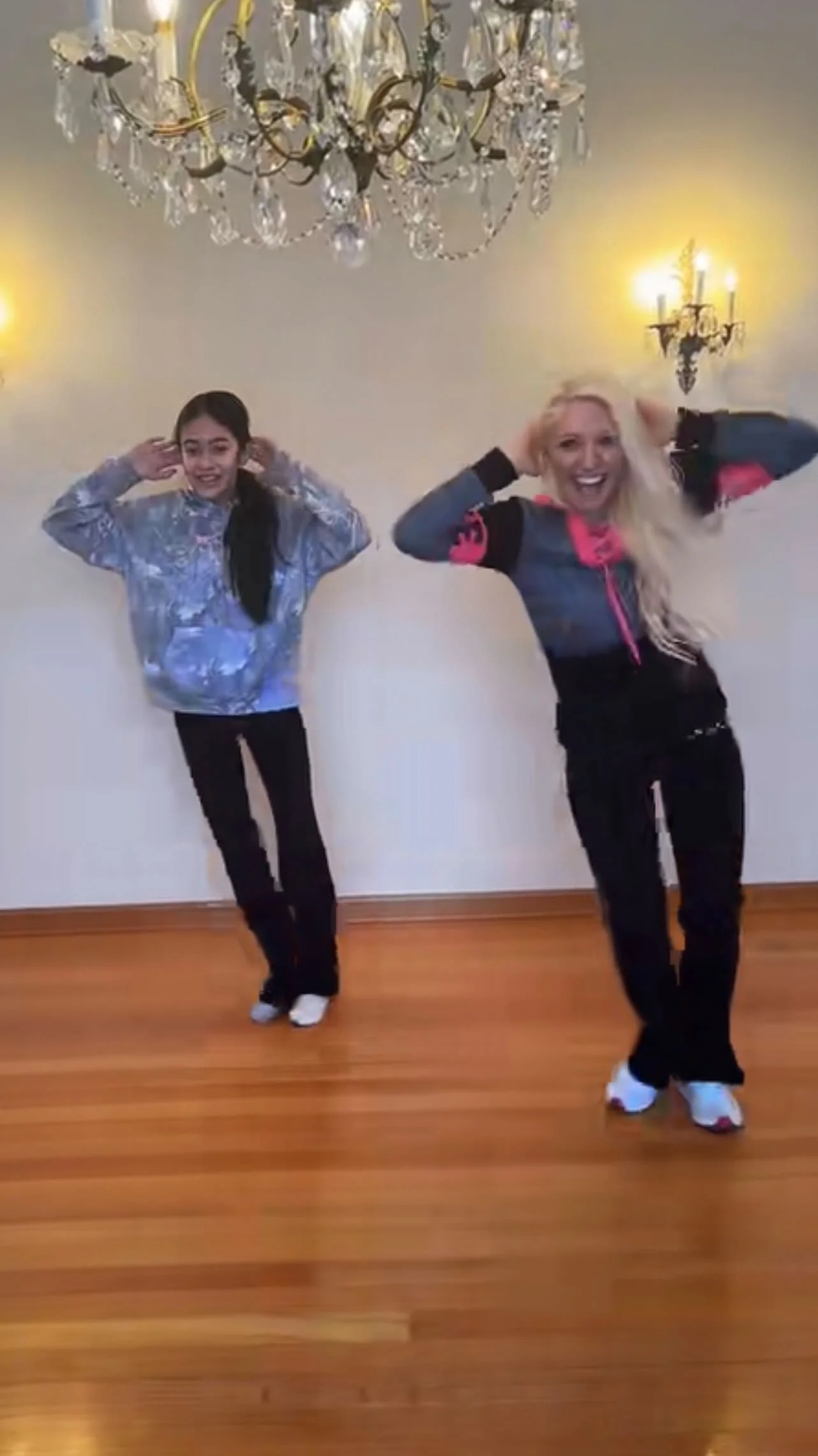 Spreading the "Boom Boom Baby (Country Slide)" dance wherever I go! New song and video dropping in March!!! #dance #countrysinger #reels #viral #newdance