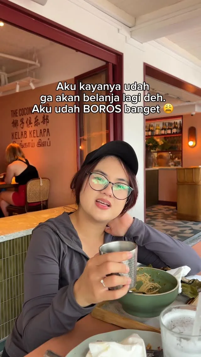 Gapapa makin banyak belanjain istri maka rejekinya insyaAllah makin lancar yaa mas @rickyaditiyafandi aamiin ngeluarin draft sebelum besok puasa ehehehe