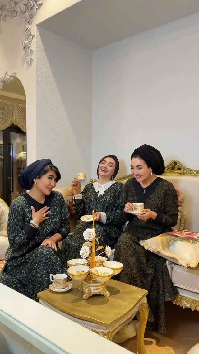 Opangiz bormi? Singlingiz bormi? Unda bu videoni ularga yuboring Men kabi ham opasi, ham singlisi borlar nechta? Kommentariyada “Alhamdulillah” deb yozib qoldiring ✨ Opangizni belgilang Singlingizni ham unutmang Bir-bir...