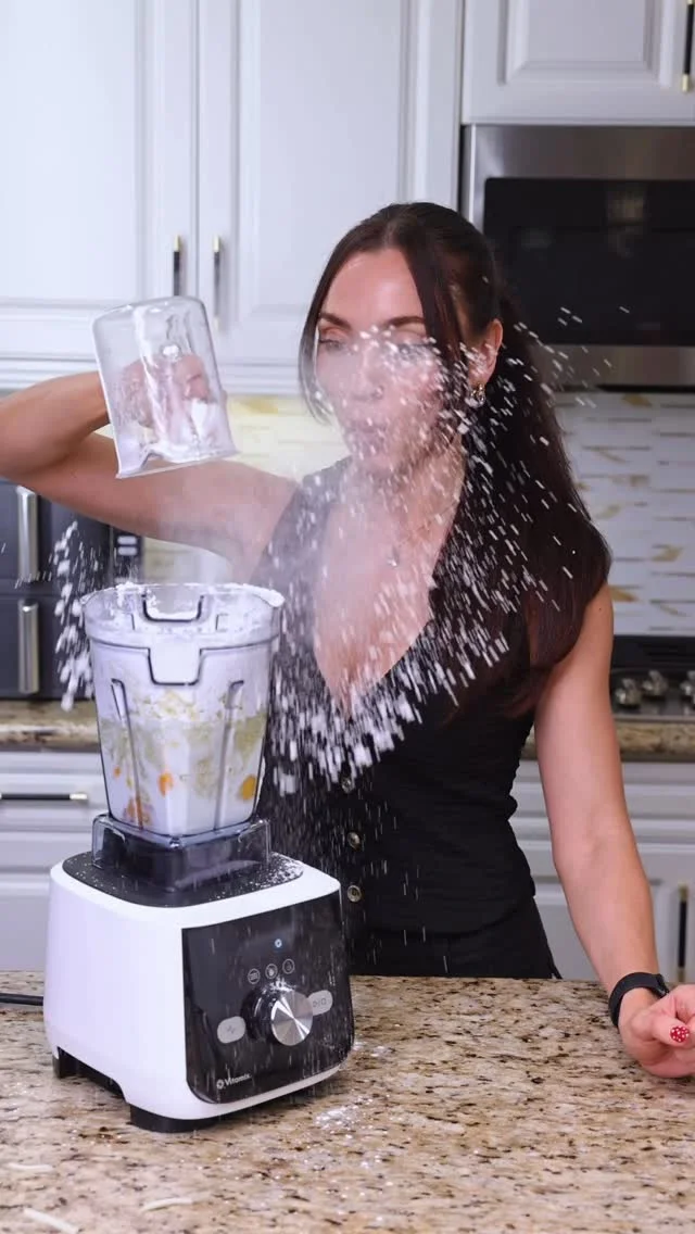 My first try on Brazilian cheese bread. Did I like it? Recipe: 1 cup vegetable oil 1 cup milk 3 eggs 1 tsp salt 3 cups tapioca flour 200 g mozzarella Instructions: Blend all ingredients and Bake 380F about 30 min or unt...