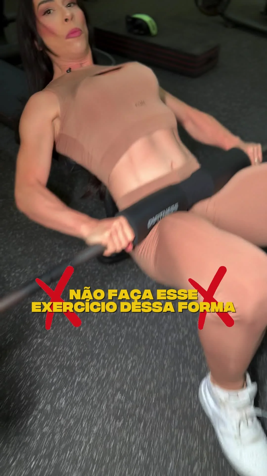 Nunca mais erre na elevação pélvica.

Salva esse passo a passo, pois vai fazer toda a diferença no seu treino. 

Look: @aqnsport cupom: ALINE