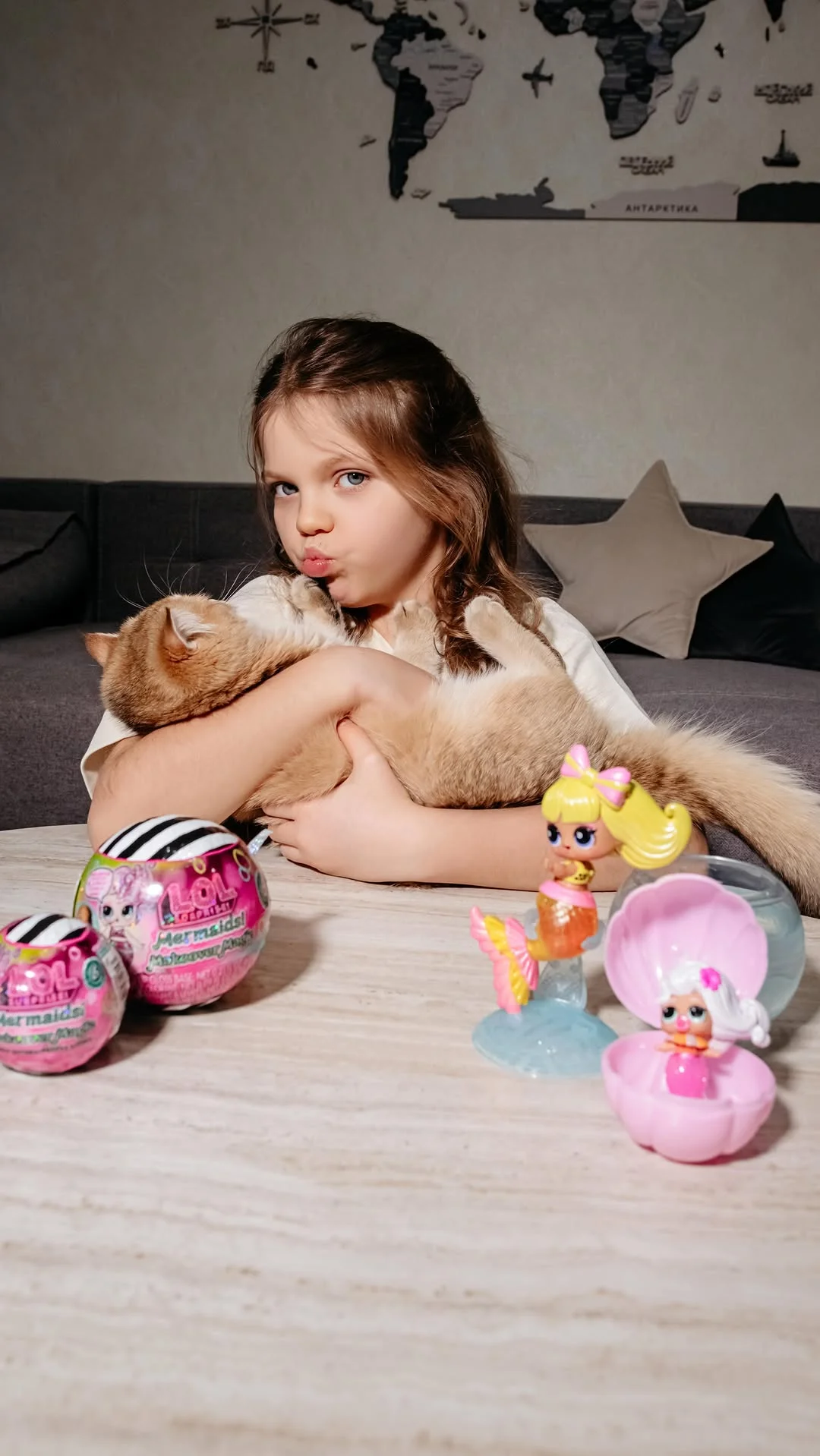 Знайомтесь із чарівними новинками L.O.L. SURPRISE! - МИЛІ РУСАЛОНЬКИ та МИЛІ РУСАЛОНЬКИ-СЕСТРИЧКИ від офіційного дистрибʼютора @kiddisvit.ua У кожній серії по 6 різних русалоньок з унікальними образами, зачісками та акс...