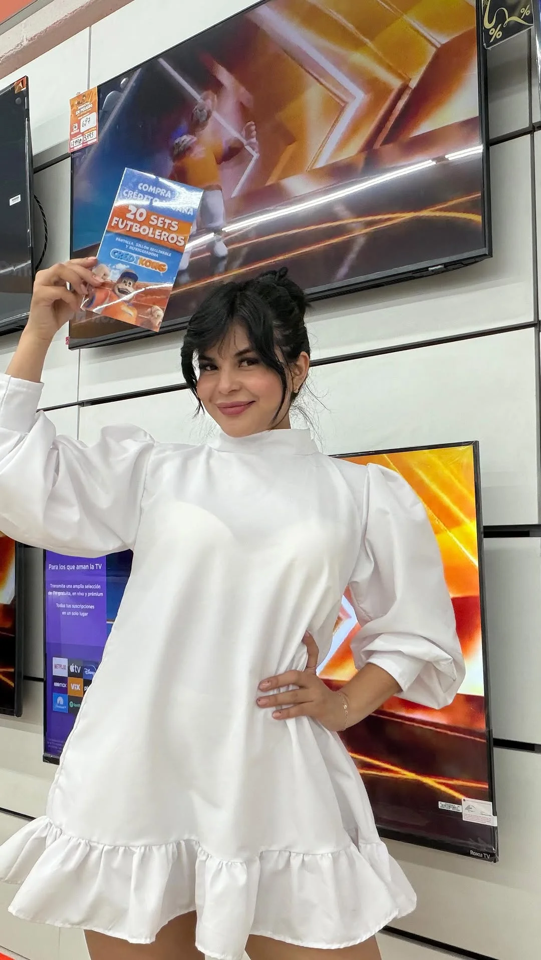 ¿Listos para el mundial? Porque @almacenestropigashn si⚽️ Con las promos increíbles de cancha naranja, por sus compras al crédito participan para ganar uno de los 20 sets futboleros ( 1 refrigeradora, 1 pantalla, 1 sill...