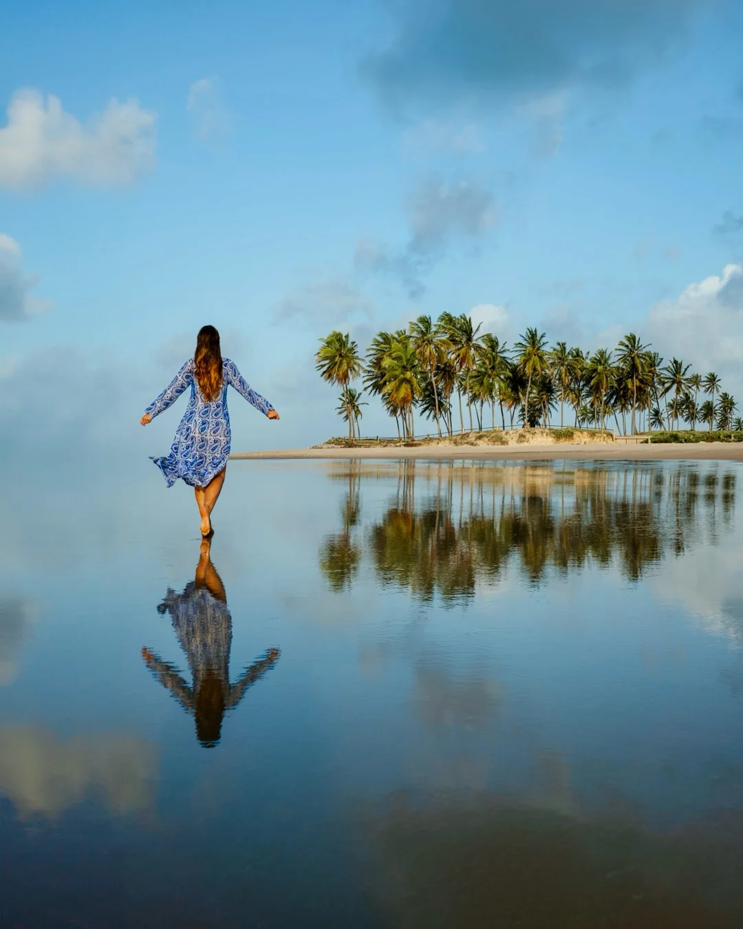 You might think it’s AI… but it’s just our world being incredibly beautiful Which photo is your favorite? ©️ Copyrighted visuals. No reposts allowed without previous permission, except on the stories. DM us for more inf...