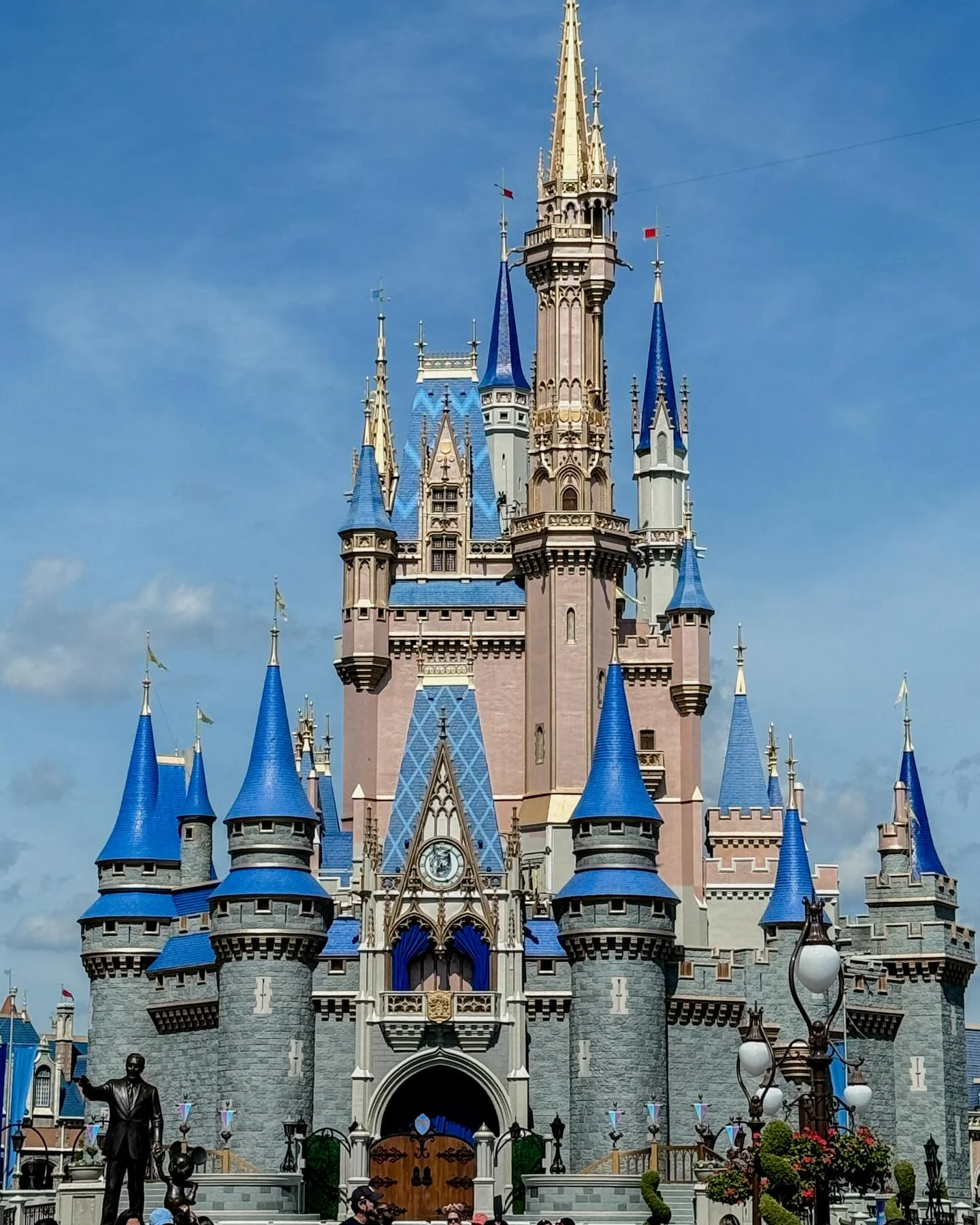 Hi from Magic Kingdom!! ✨ We’ve got a Cinderella Castle update! They are working HARD on the refurbishment, and the progress is getting a lot more noticeable! Repainting is still underway, and WAY more grey primer is sh...