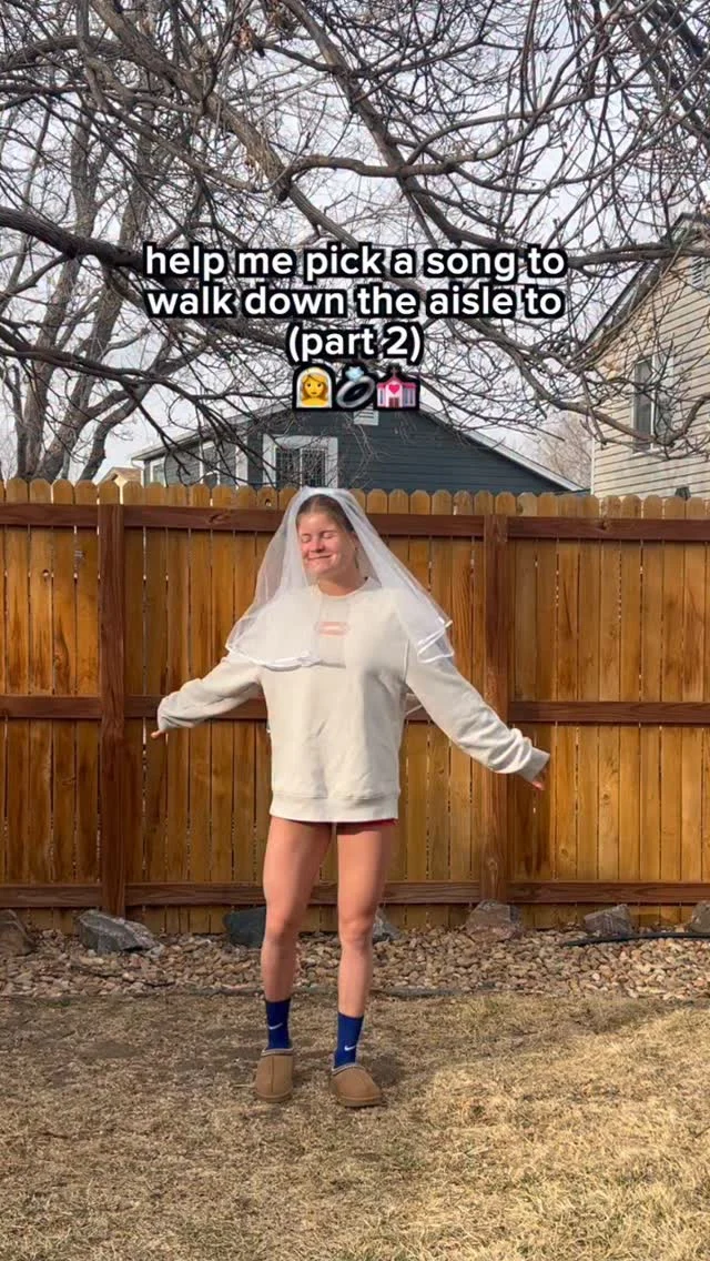 A little tasteful worm never hurt anyone #weddingplanning #weddingmusic #weddingsongs