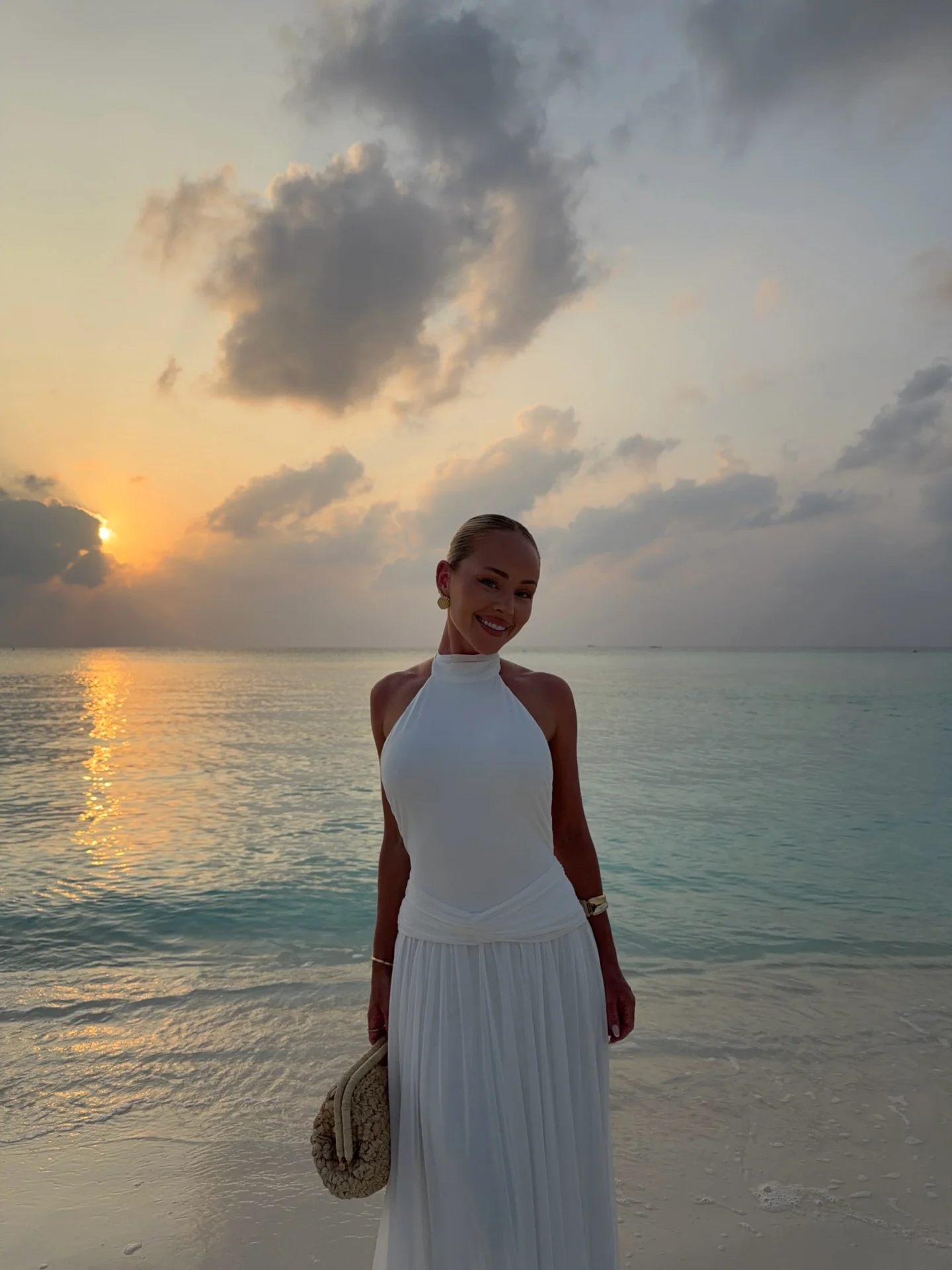 sunsets here @runawaythelabel they’ve given me a discount code (ALLIE20 for 20% off)