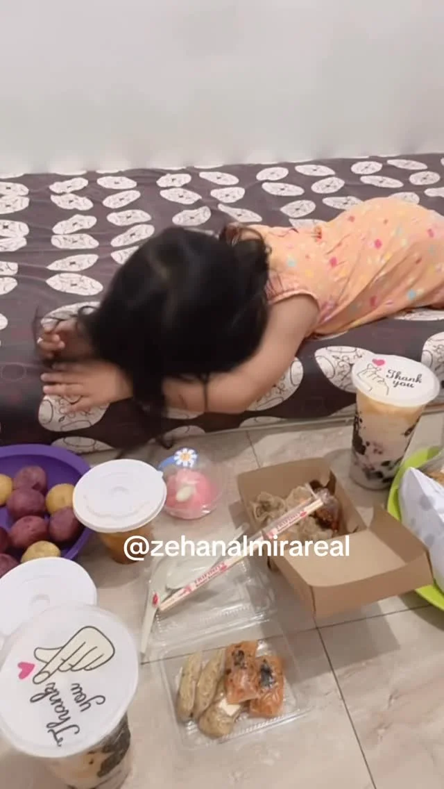 hari pertama zehan berbuka puasa