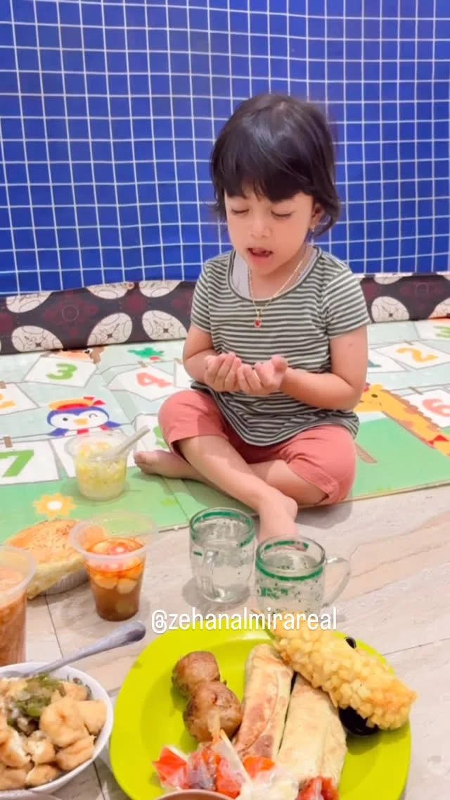 alhamdulilah busa kumpul bareng ya zee berbuka puasa nya