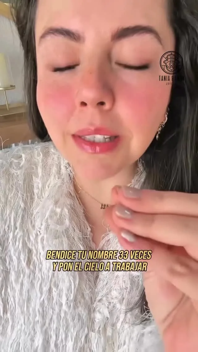 Bendice Tu Nombre 33 Veces, Esta Poderosa Oración alinea tu energía y abre tus caminos✨ Hecho Está❤️✨ Te Recomiendo Escuchar Nuestra Poderosa Canción Llamada LATTICE es una canción que explora la idea de una estructura...