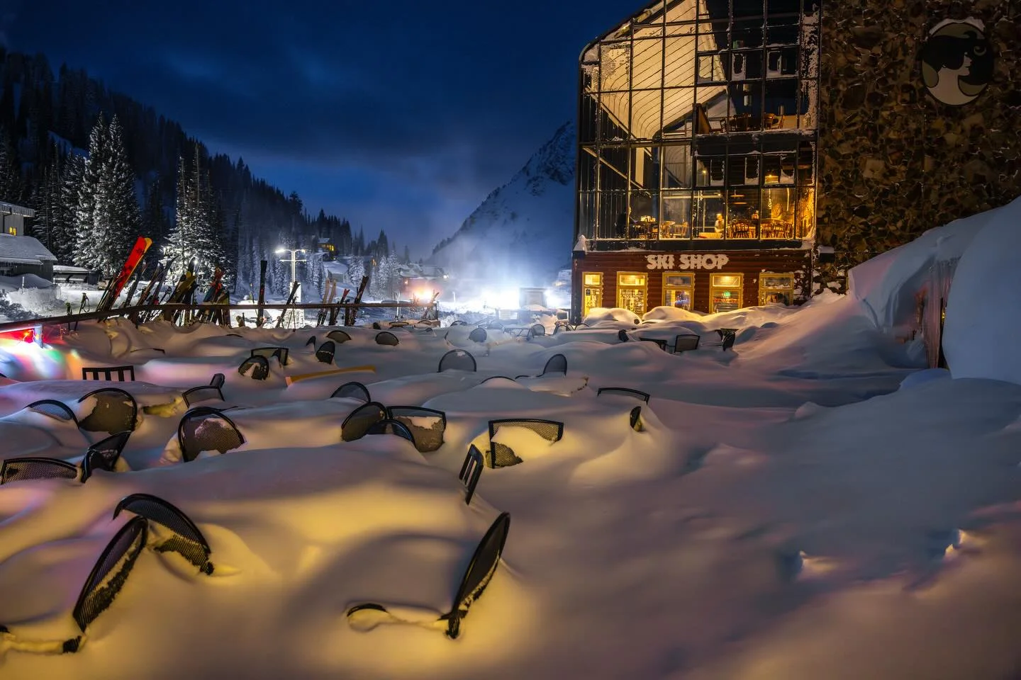 The unofficial rule of powder skiing—first you must dig out : @rockomenzyk ⛷️: @apollski @dash_longe