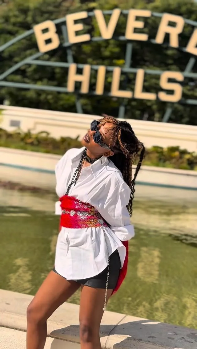 Just showing off my editing skillls #AMEN is OUT NOW!!! ☺️ thanks for the love guuuuuuys Hair: @done_by_nans