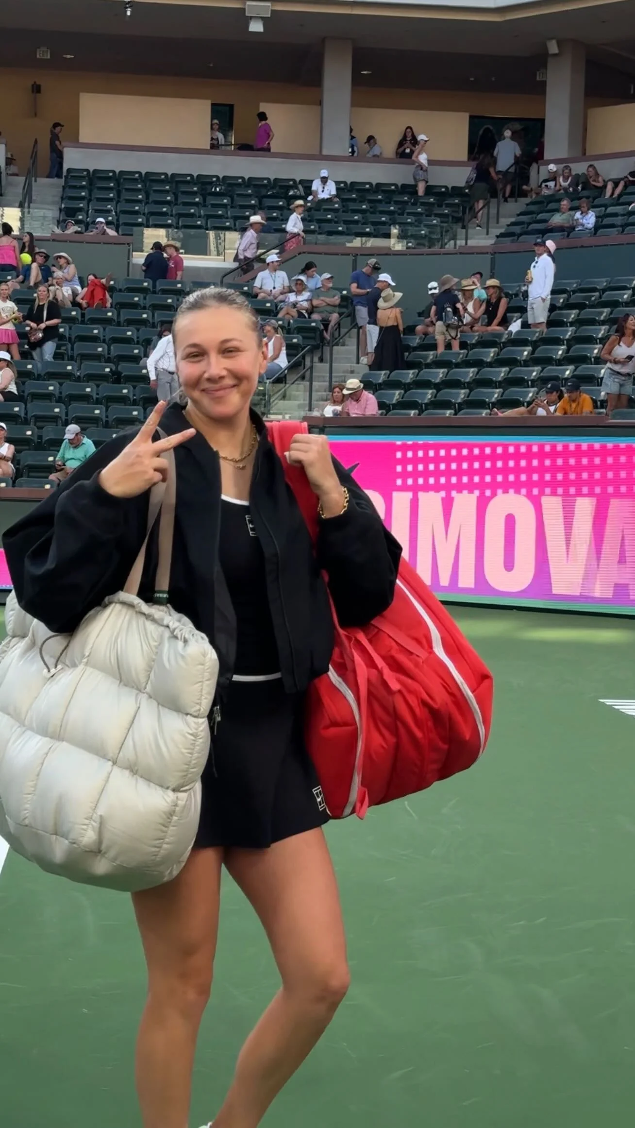 Peace out round 3✌️ @amandaanisimova defeats Raducanu 6-1, 6-1, for a spot in the Round of 16! #IndianWells