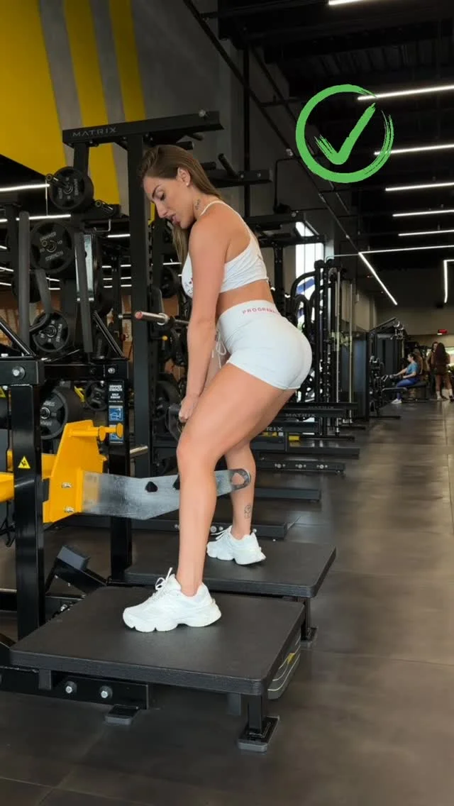 Me conta aqui qual desses exercícios você tem mais dificuldade?? 

E se você curtiu esse conteúdo, já salva e manda pra amiga que precisa saber disso também 🚀

🔥LEMBRANDO que o PMF está com uma condição super especial!!
🚨 + de R$700 de desconto + 2º ano grátis
👉 clica no link da bio

#treino #fitness #hipertrofia #academia #dicasdetreinos