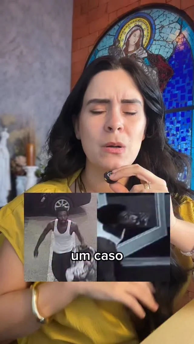 🚨 Para participar da minha pesquisa do novo projeto, escreva FLORESCER nos comentários.

Um caso curioso e ao mesmo tempo alarmante aconteceu em Beaverton, no estado de Oregon, nos Estados Unidos. Um homem viu um carro ligado e destrancado no estacionamento de uma mercearia e decidiu roubá-lo. No entanto, ao perceber que havia um bebê no banco de trás, ele voltou ao local, retirou a criança e a devolveu em segurança para a mãe.

Segundo relatos, ele ainda ficou indignado com a situação, repreendeu a mulher por ter deixado o filho sozinho e chegou a ameaçar chamar a polícia por negligência. Mas o desfecho foi ainda mais surpreendente: depois da bronca, ele simplesmente voltou ao carro e fugiu com o veículo.

Essa história serve como um alerta para todos nós. Muitas vezes estamos tão ocupados, tão distraídos ou tão cansados que acabamos deixando o essencial em segundo plano. Pequenas ausências, pequenas brechas, podem gerar grandes consequências ao longo do tempo.

Família exige presença, diálogo, direção e cuidado constante. Aquilo que não é protegido com atenção e amor corre o risco de ser perdido no meio das pressões do dia a dia.

🌸 Agora eu quero muito ouvir você. Escreva FLORESCER e participe da minha pesquisa.